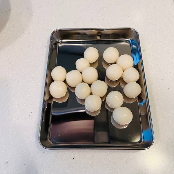 Cool and drained dango, on a tray