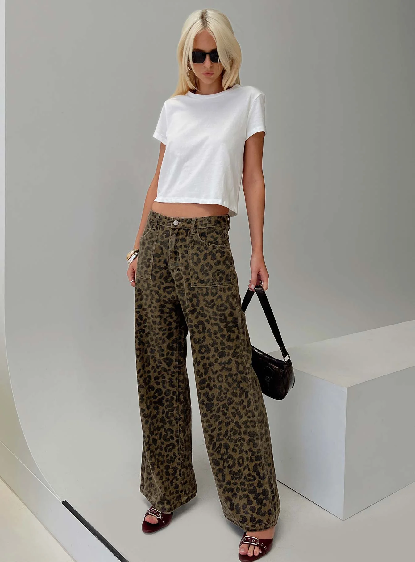 woman wearing low rise jeans