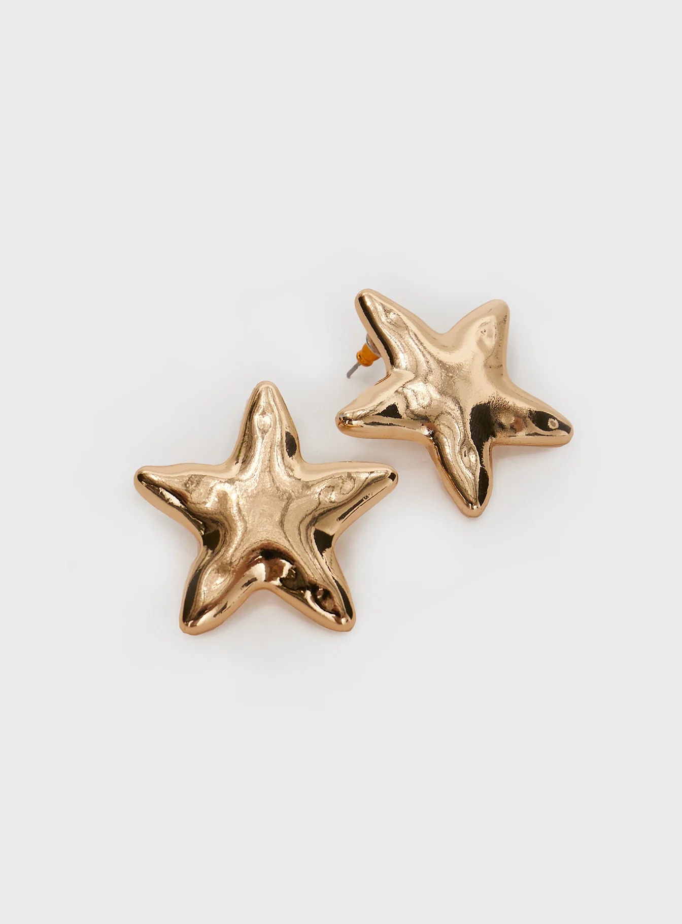 gold earrings for christmas party