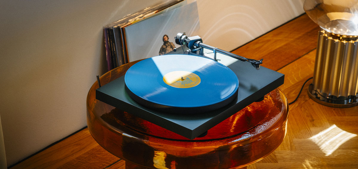 Pro-Ject Debut EVO 2 Turntable