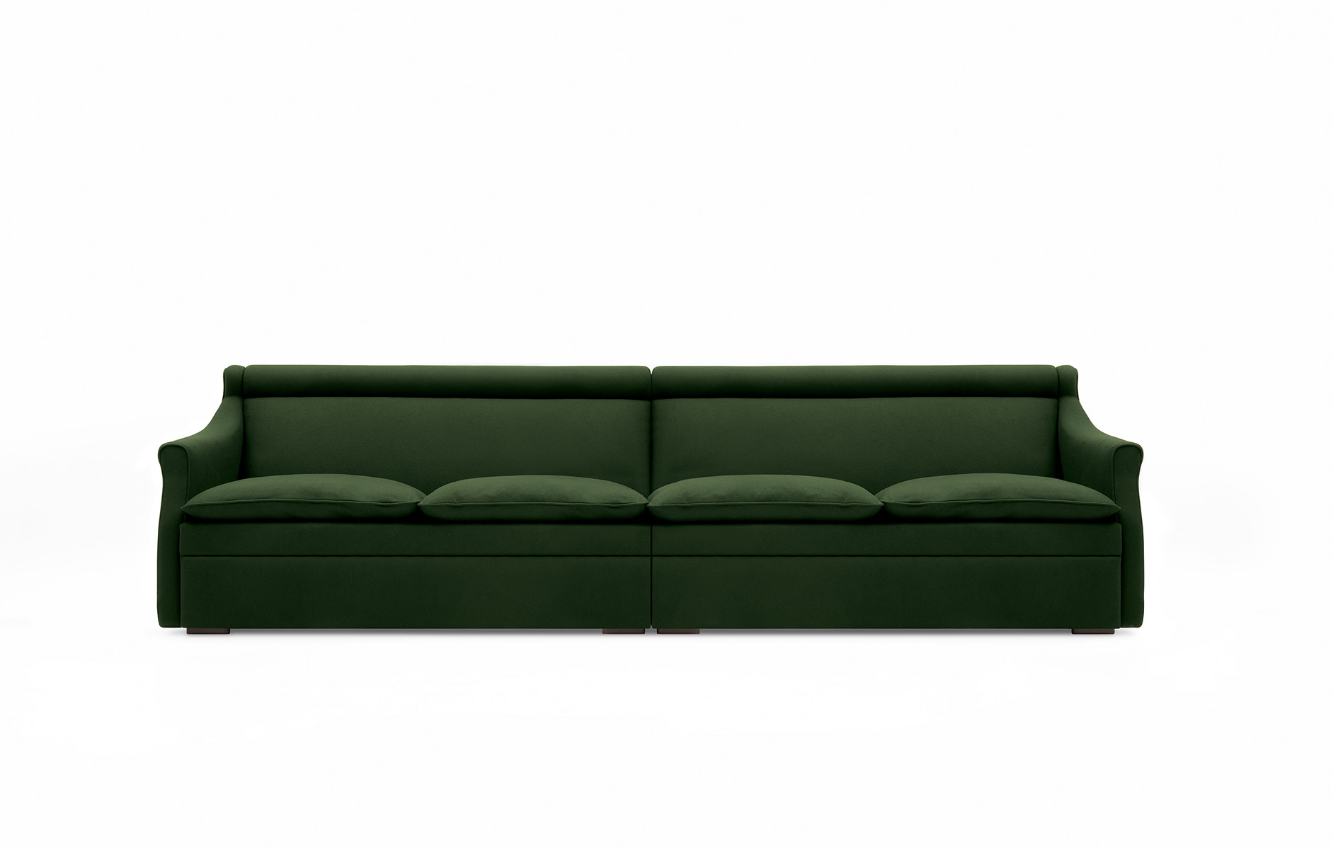 The classic San Siro sofa designed by Luigi Caccia Dominioni in 1967 has been relaunched by Azucena, the brand founded by the architect  in the 1960s. Photo c/o Azucena. 