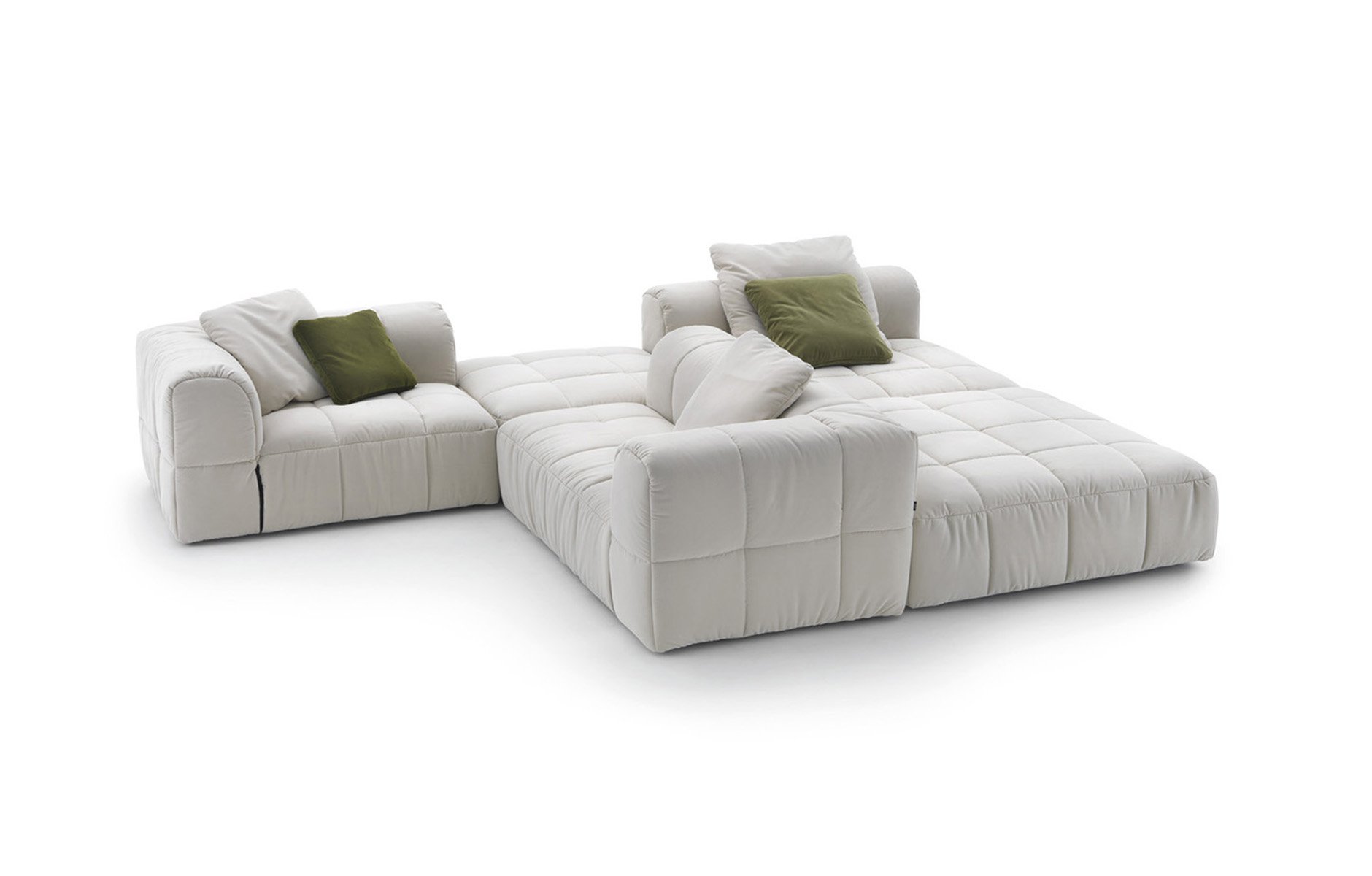 The super social Strips sofa designed in 1968 by Cini Boeri for Arflex. Photo c/o Arflex. 