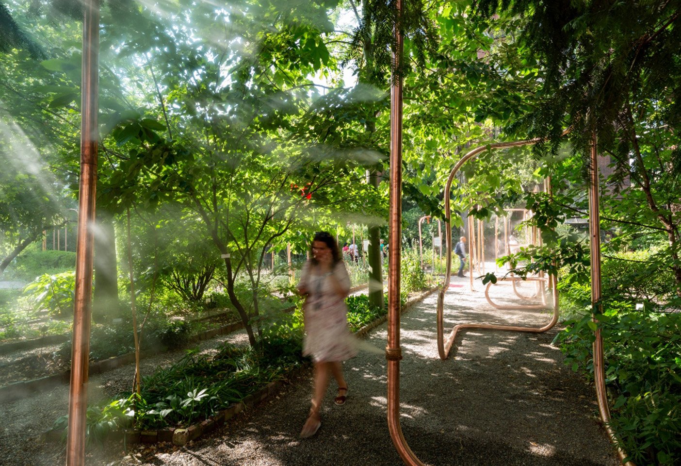 Italian architect Carlo Ratti continued his investigation into design’s role in solving the environmental crisis by showing different forms of sustainable energy with the exhibition ‘Feeling the Energy’ at the Brera botanical gardens. Photos c/o Carlo Ratti. 