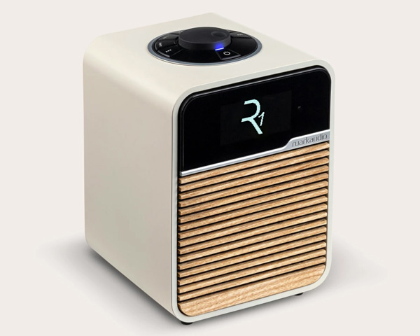 Ruark R1 Mk4 Deluxe Bluetooth Radio front view