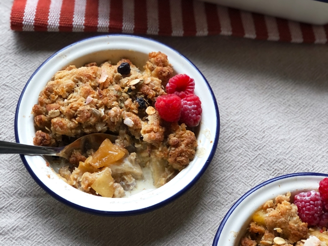 Apple Granola Crumble