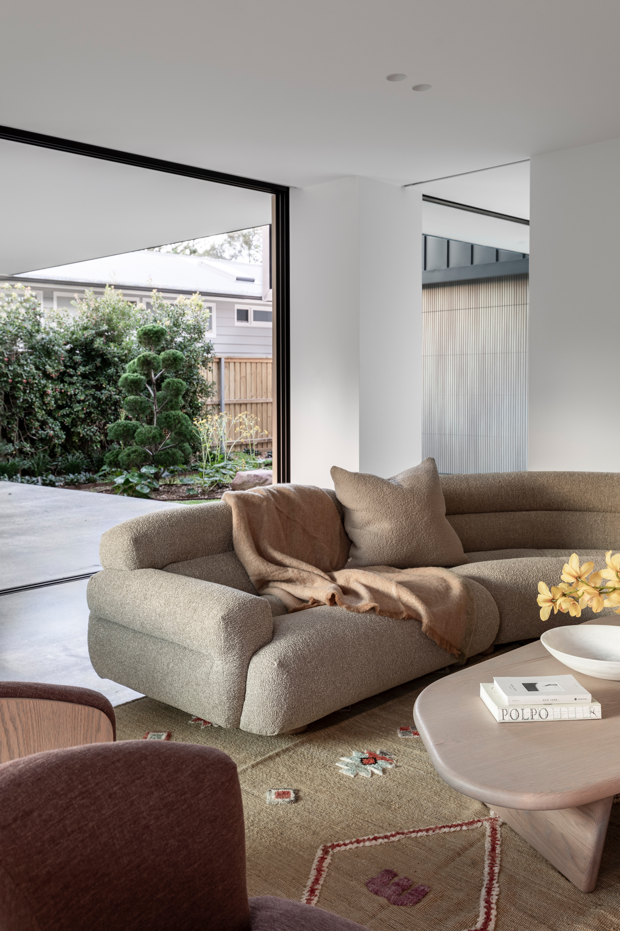 Valley Modular Sofa Luna Pistachio Oak Ash, Molly Coffee Table Oak Ash and Dari Moss Rug 