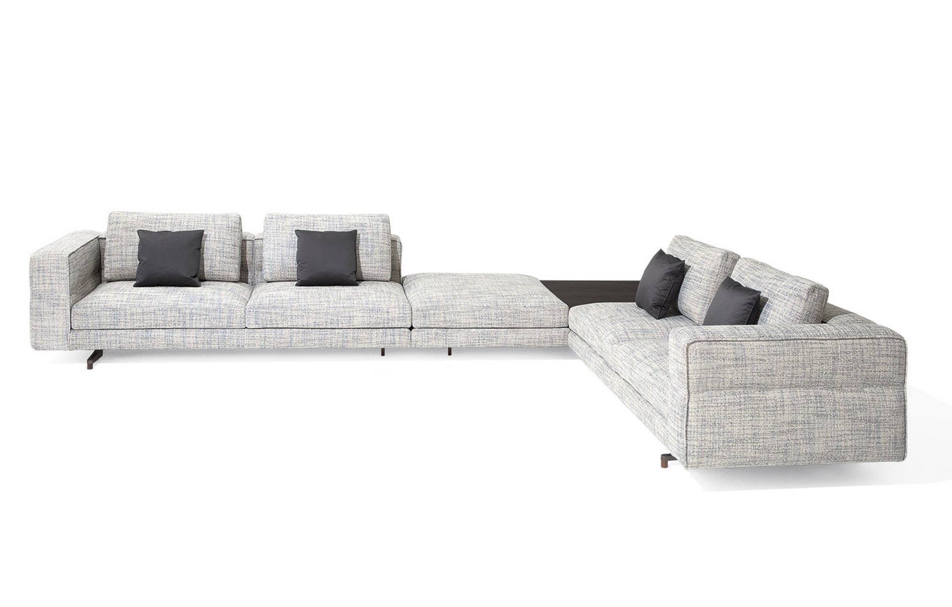 The SoHo modular sofa system, here and following, by Carlo Colombo for Giorgetti. Photos c/o Giorgetti. 
