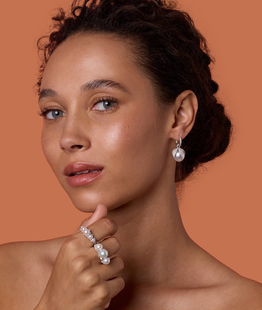 Warm up to the prettiest pearls.SHOP PEARL