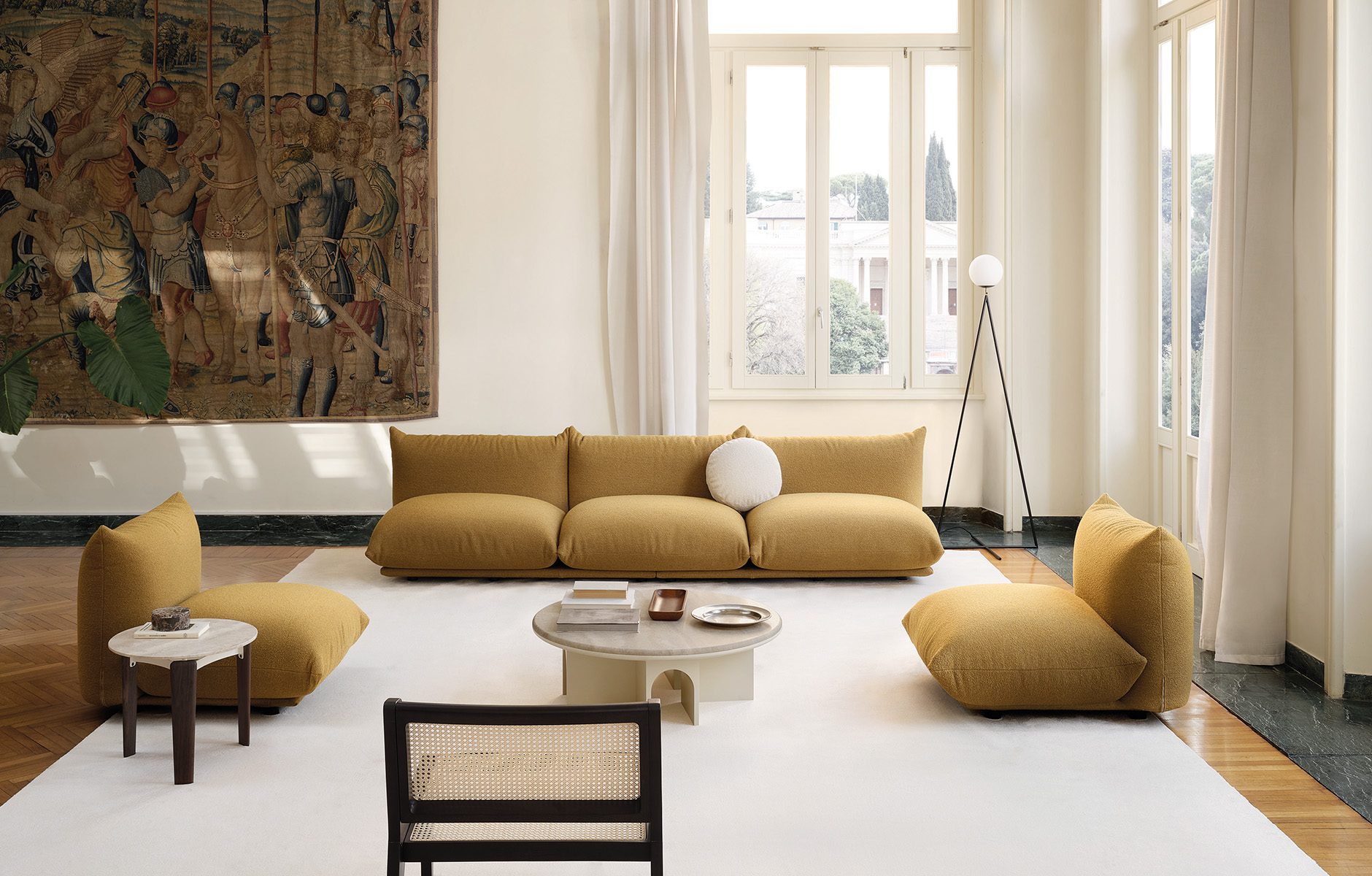 The Marenco sofa designed by Mario Marenco in 1970 released in an edition without arms in 2022. The collection joins the Marenco outdoor collection. Photo c/o Arflex. 