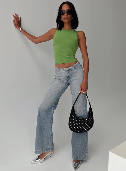 woman wearing wide leg light wash jeans