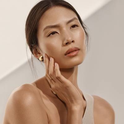 "GIVING MY SKIN WHAT IT NEEDS TO THRIVE BRINGS ME CONFIDENCE"
