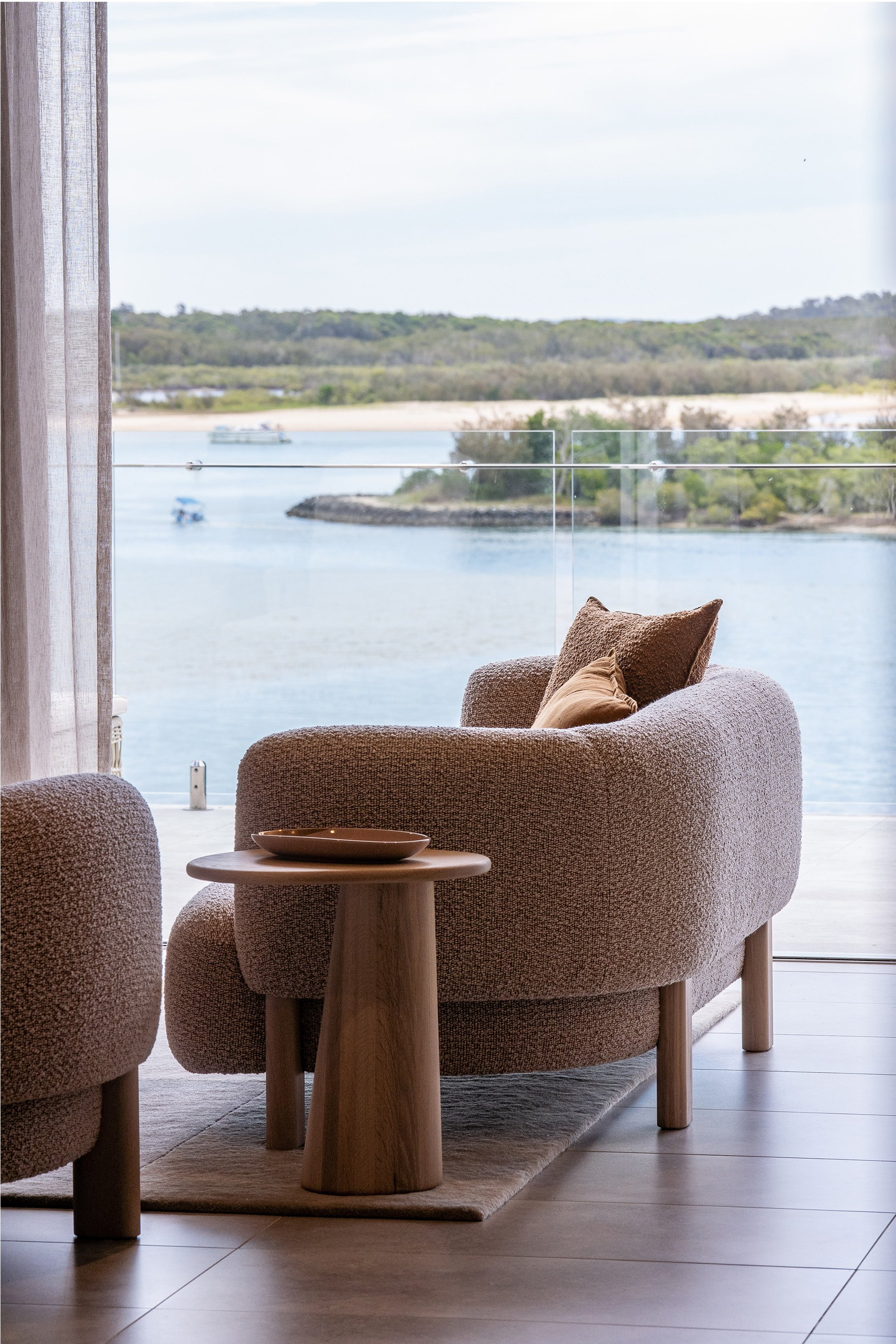 Pepper Side Table Oak Ghost, Lola 2.5 Seater Sofa in Bowie Sepia