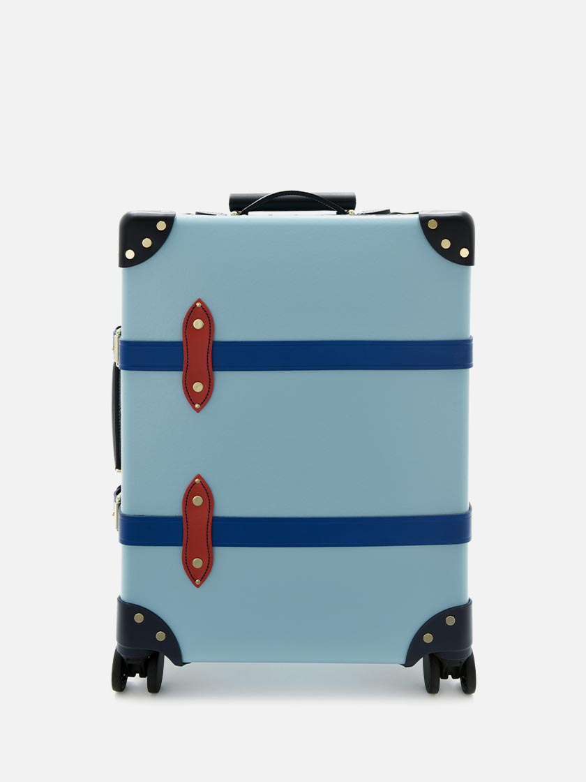 Globe-Trotter x PEANUTS Collaboration. Carry-On (Cabin) Suitcase Featuring Snoopy in Linus Blue.