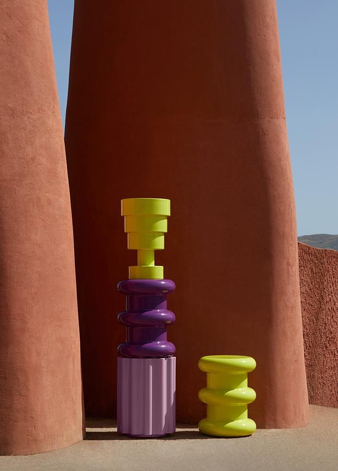 The Colonna series by Ettore Sottsass for Kartell. Photo c/o Kartell.