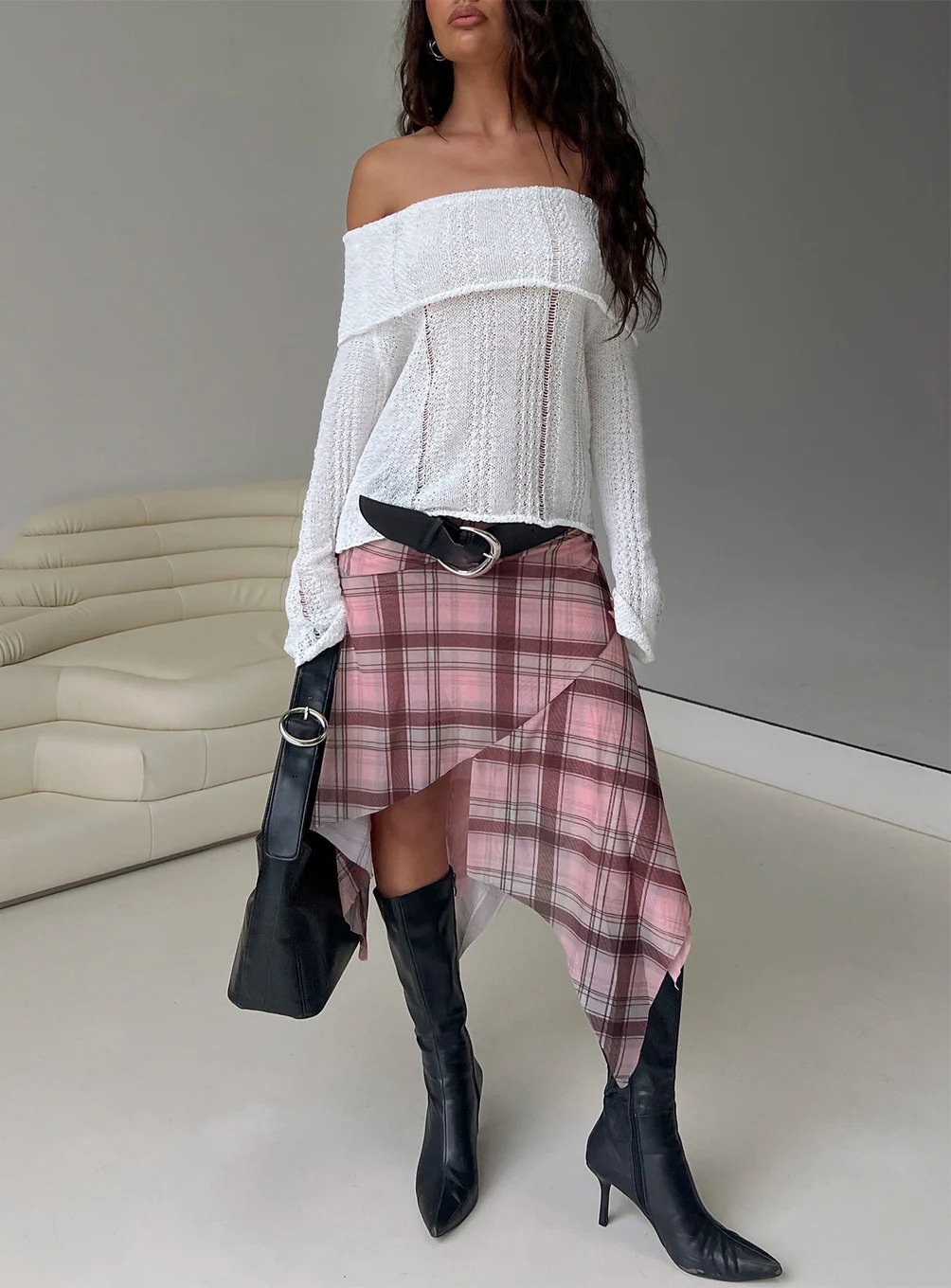 woman wearing princess polly pink maxi skirt