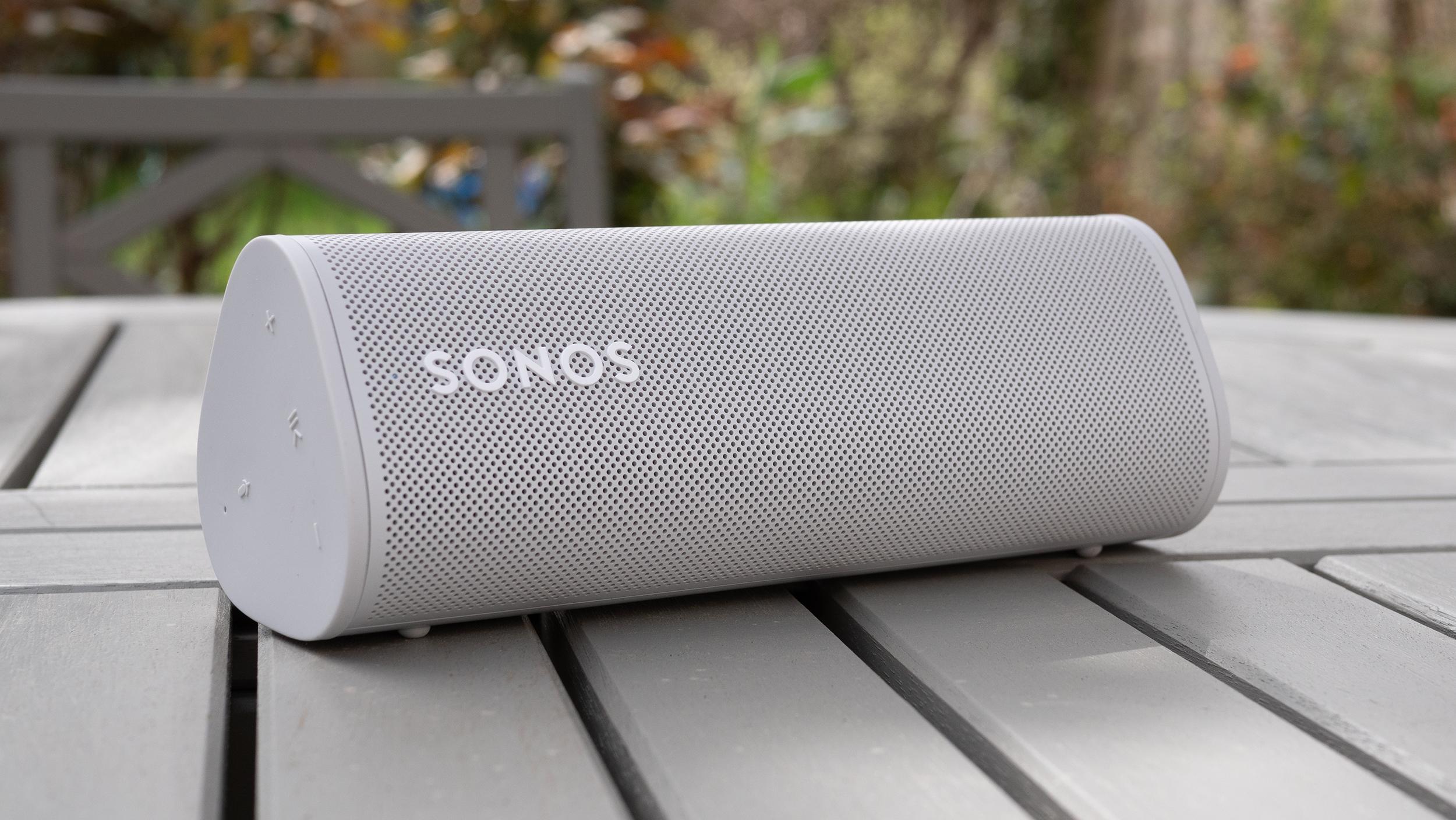 Sonos Roam outdoors