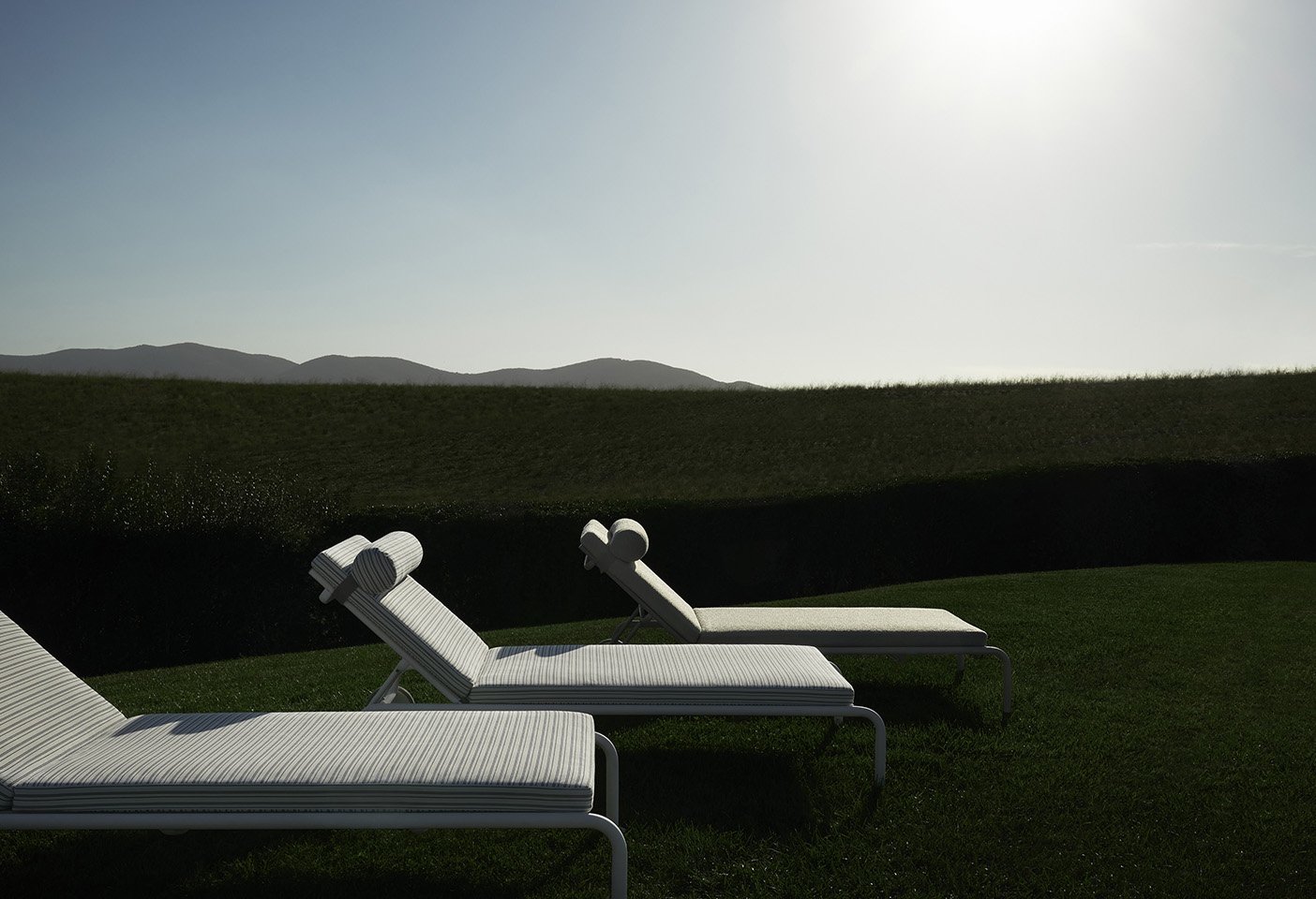 The Borea outdoor lounger designed by Piero Lissoni for B&B Italia. Photo Tommaso Sartori c/o B&B Italia.
