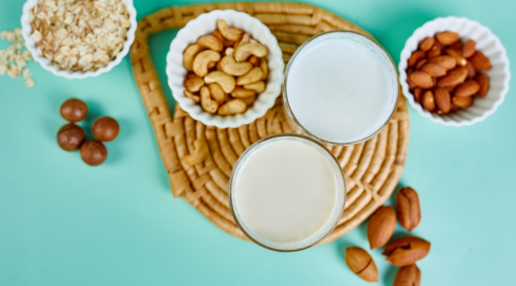 A GUIDE TO CHOOSING PLANT-BASED MILK ALTERNATIVES