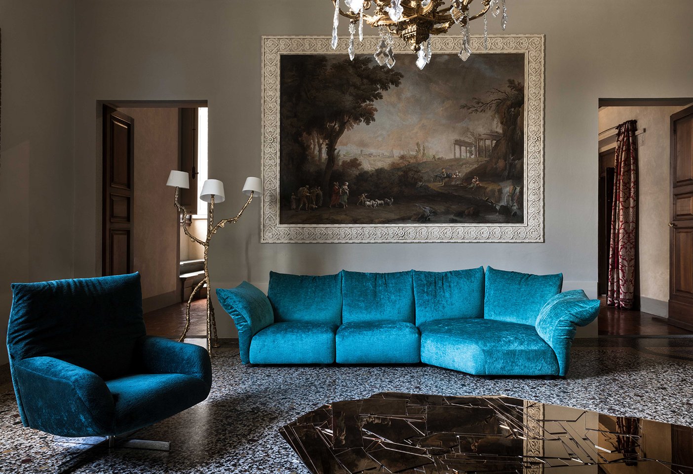 The Standard sofa and armchair by Francesco Binfaré for Edra. Photo c/o Edra.