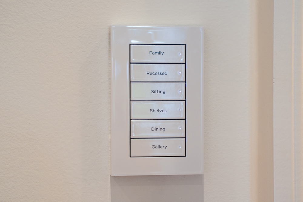 Smart home control panel