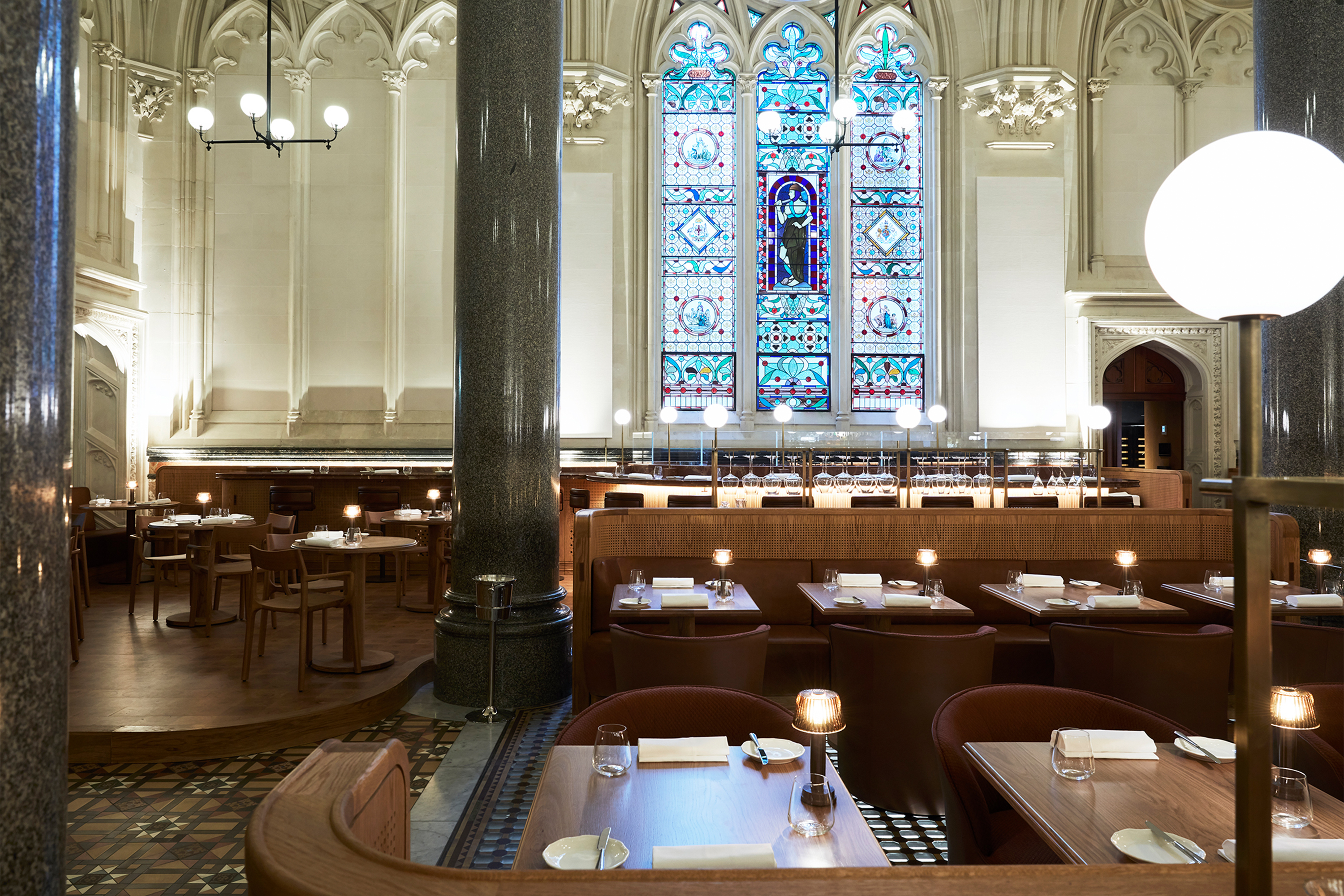 Pearl Swivel Chair Finn Leather Toffee