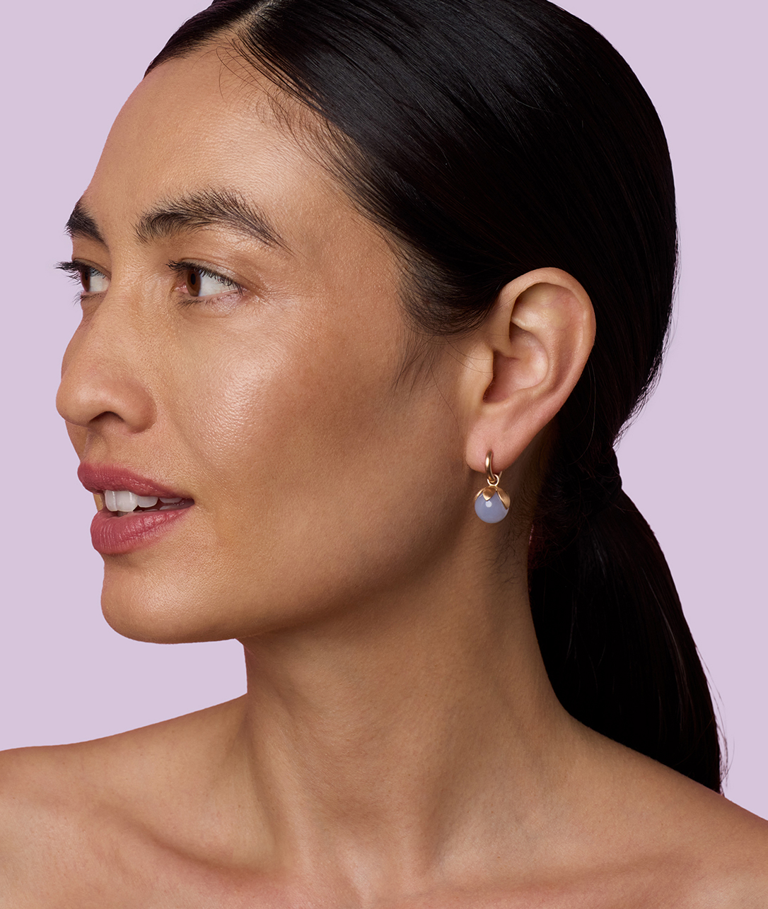 Soft, floral-inspired details define Golden Blossom Huggies, a harmonious blend of femininity and sophistication that makes each hoop a wearable treasure.SHOP GOLDEN BLOSSOM HUGGIES