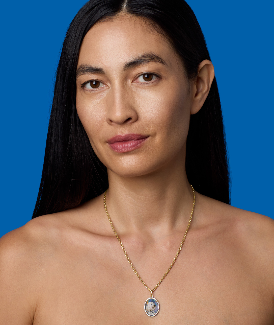 Finish your charm with a perfectly brilliant, divinely sparkling diamond pavé border.SHOP DIAMOND PAVÉ FRAMES