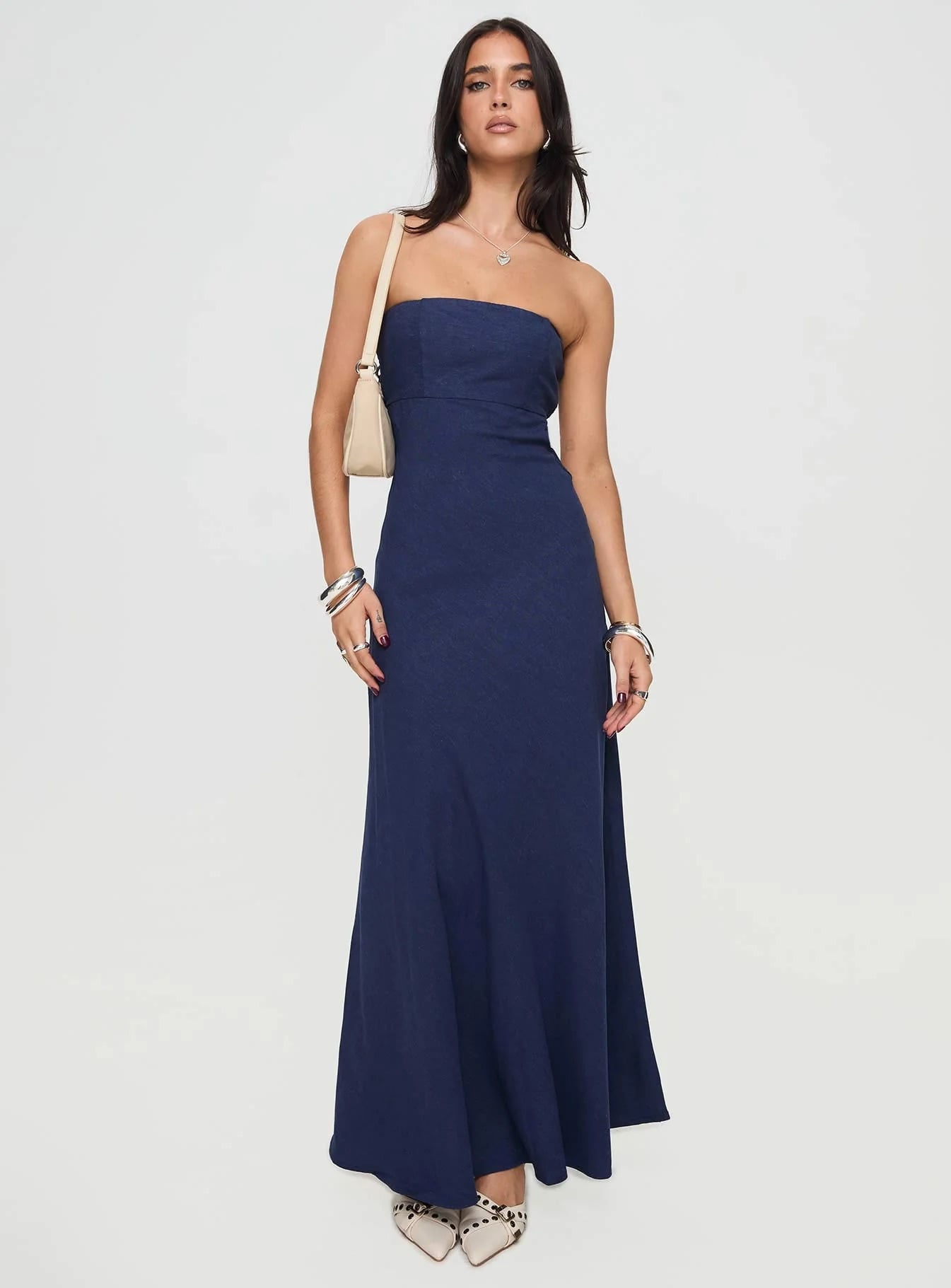 woman wearing princess polly blue graduation guest dress