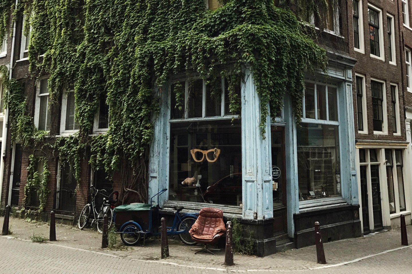 Each of Amsterdam’s diverse neighborhoods offers truly unique microcultures