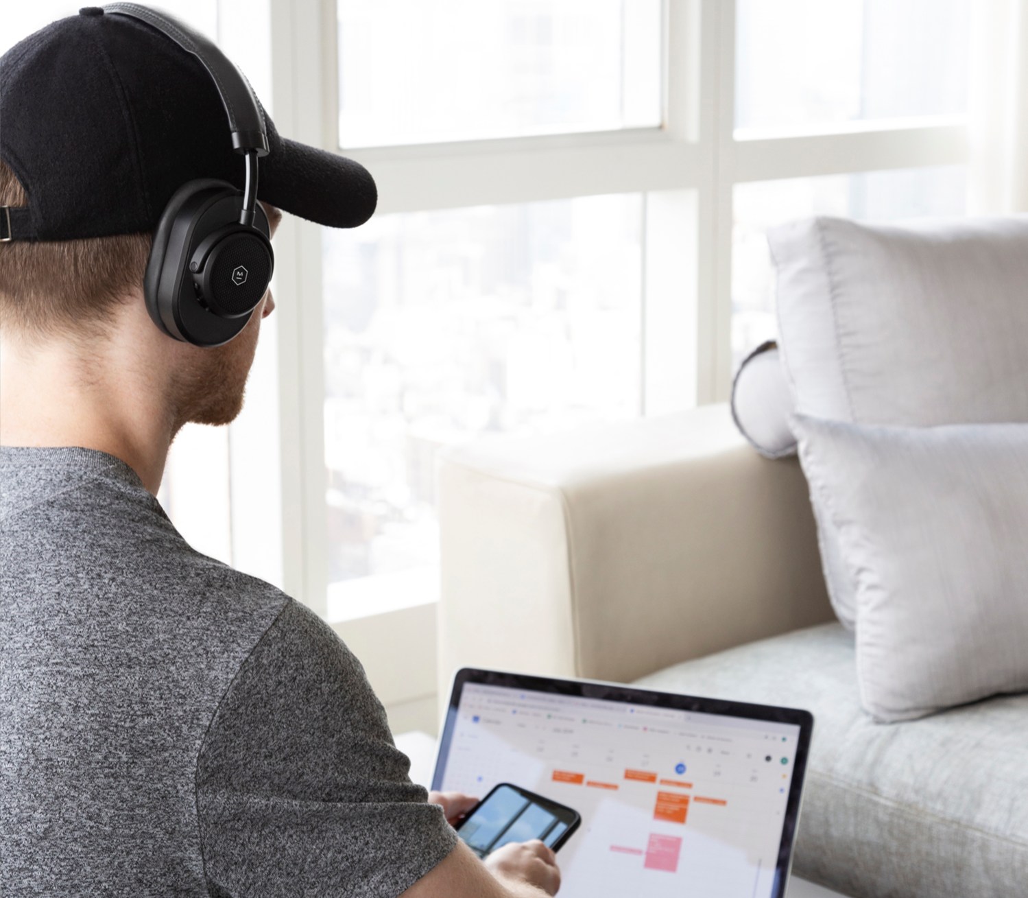 The MW65 Wireless Headphones feature two levels of active noise-cancelling