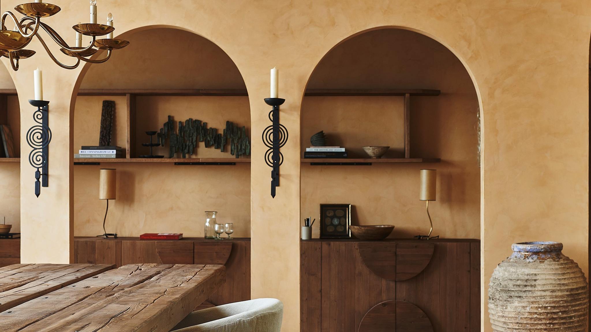 view of the arched entryway of the Sixpenny Loft swatch corner