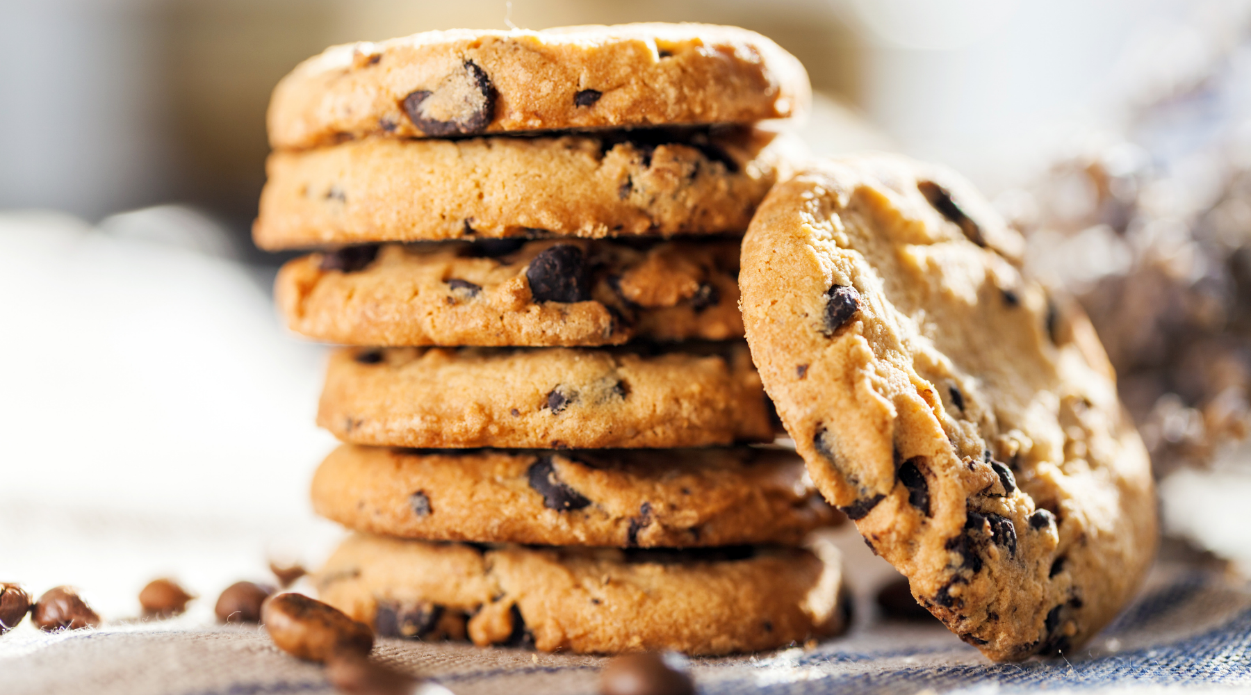VEGAN COOKIES THAT WILL NOT KEEP YOUR HANDS OUT OF THE COOKIE JAR!
