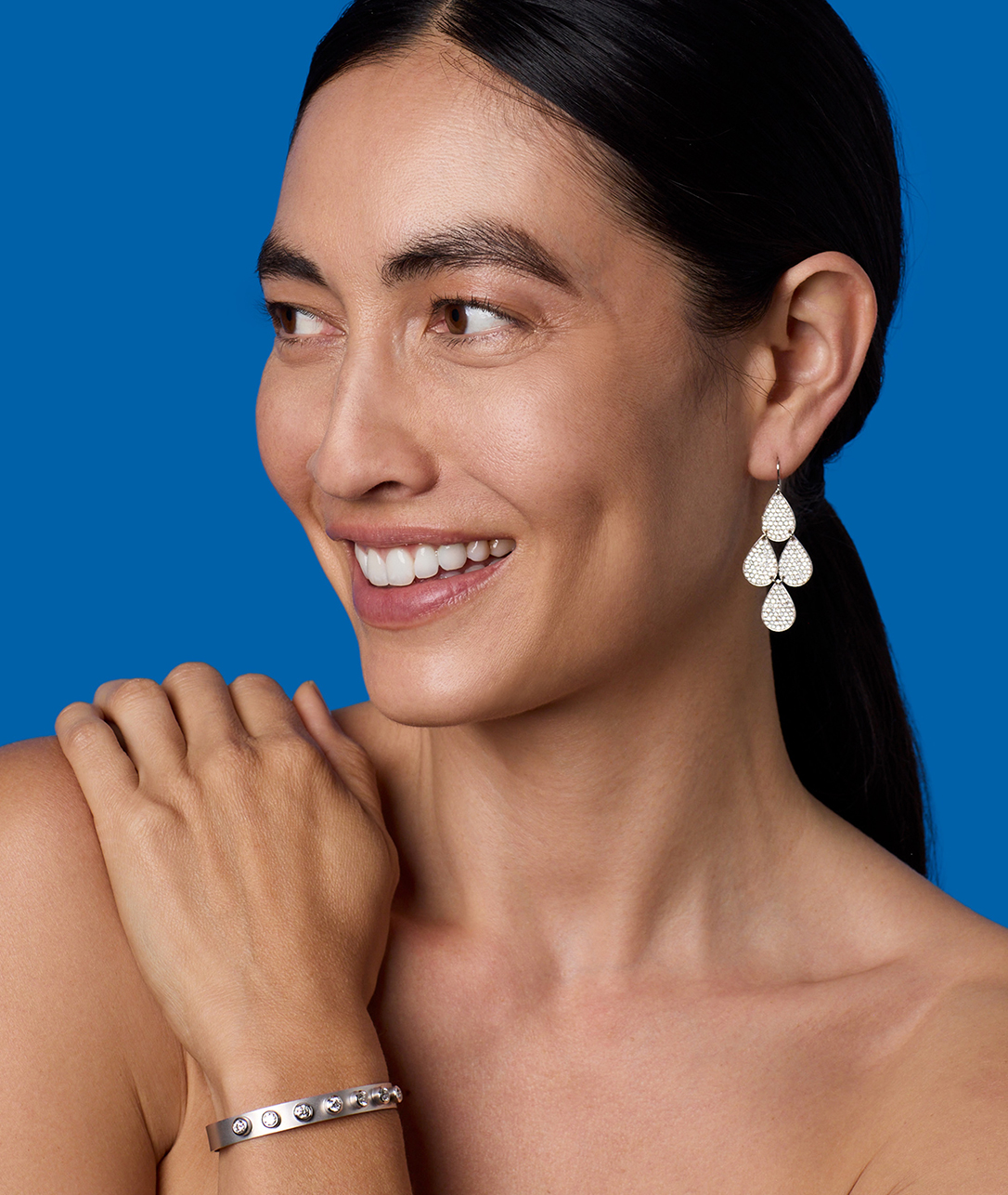 So much more than an earring: diamond accents add a flash of movement and light to a forever staple.SHOP DIAMOND EARRINGS