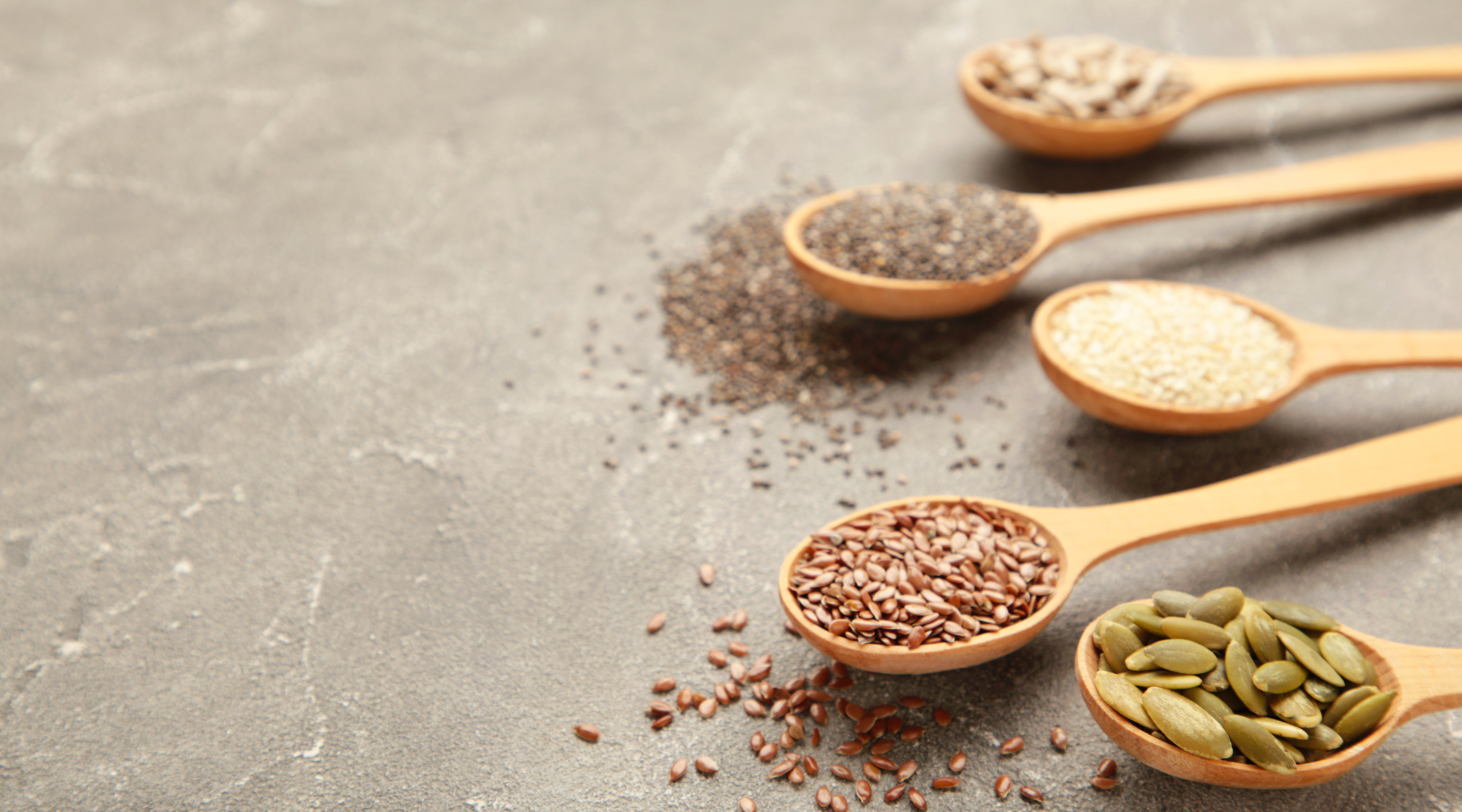 6 OF THE BEST SEEDS FOR SMOOTHIES TO MAKE THEM NUTRITIONAL BOMBS!