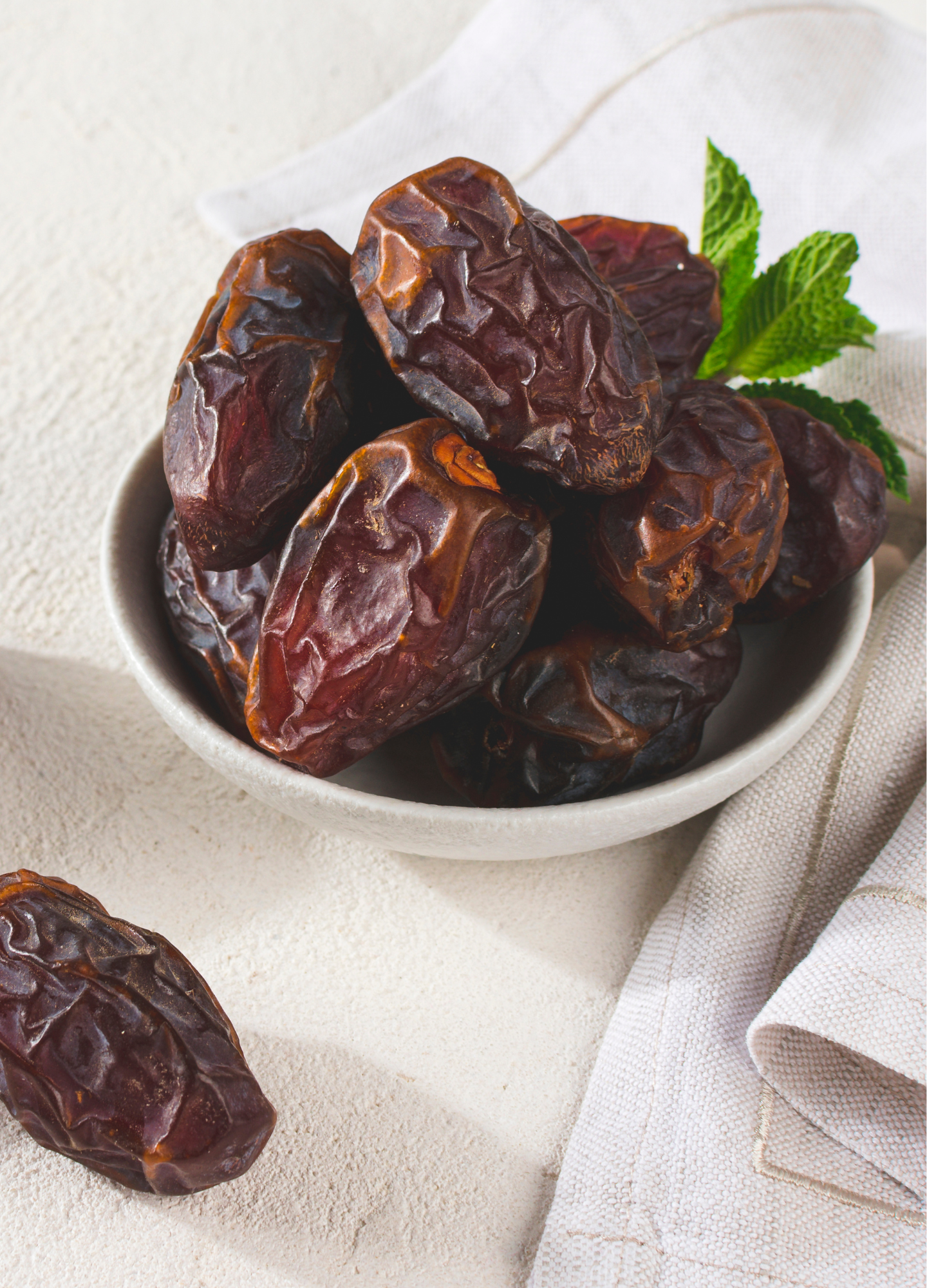 are dates good for constipation?