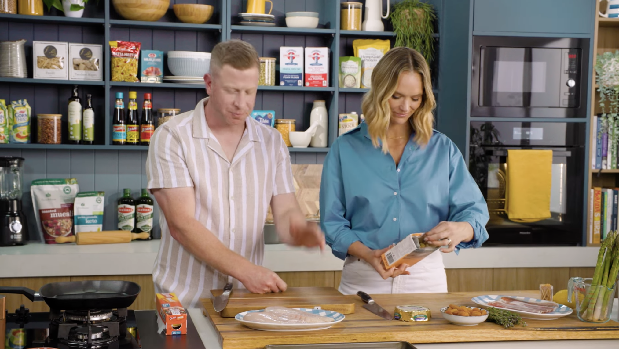 Brookfarm Camembert, Macadamia and Apricot Chicken