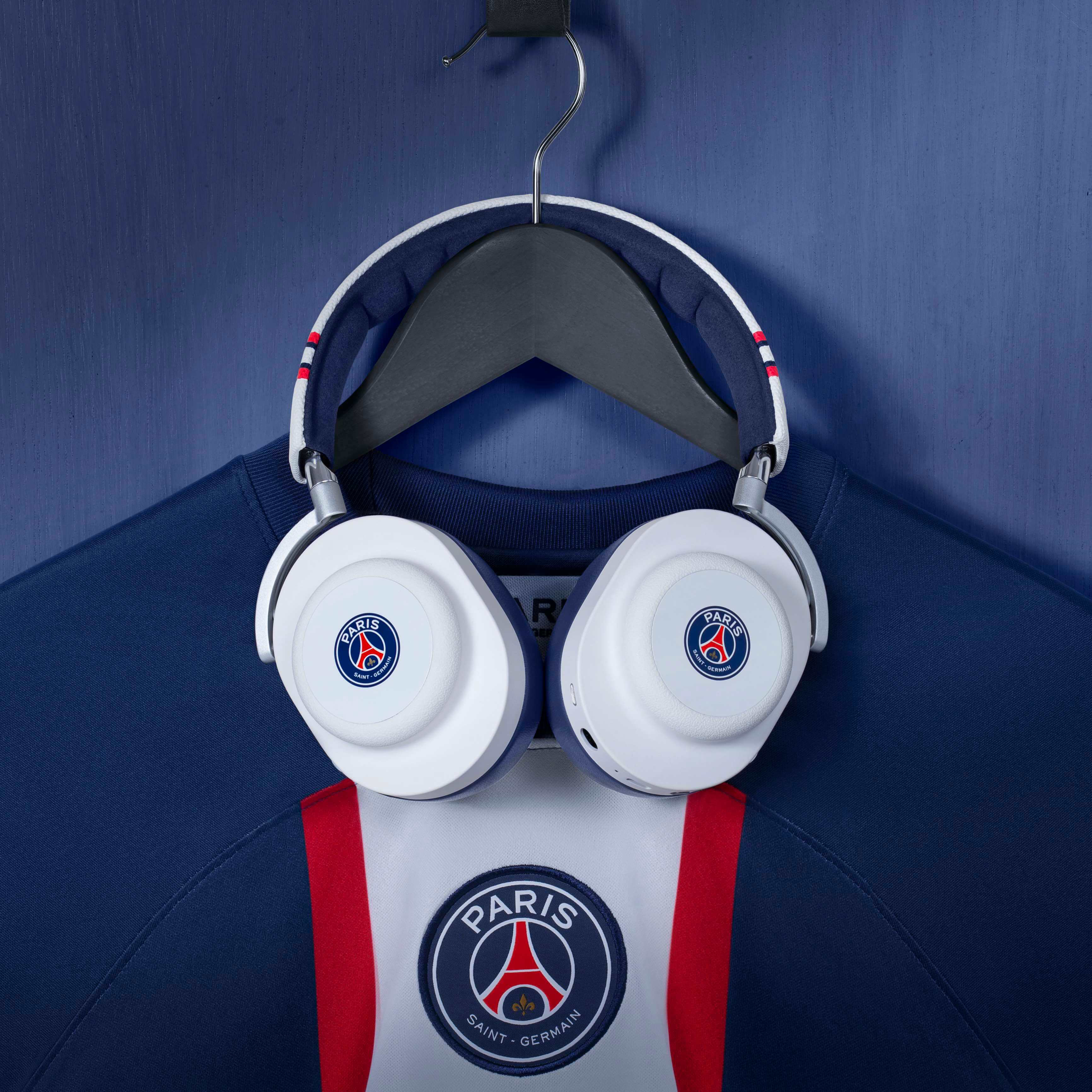 The MG20 Wireless Gaming Headphones for Paris Saint-Germain