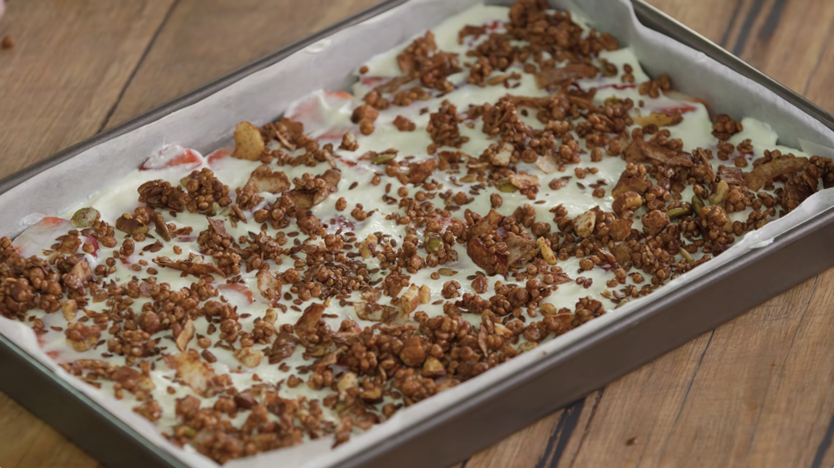 Brookfarm Strawberry Chocolate Yoghurt Bark