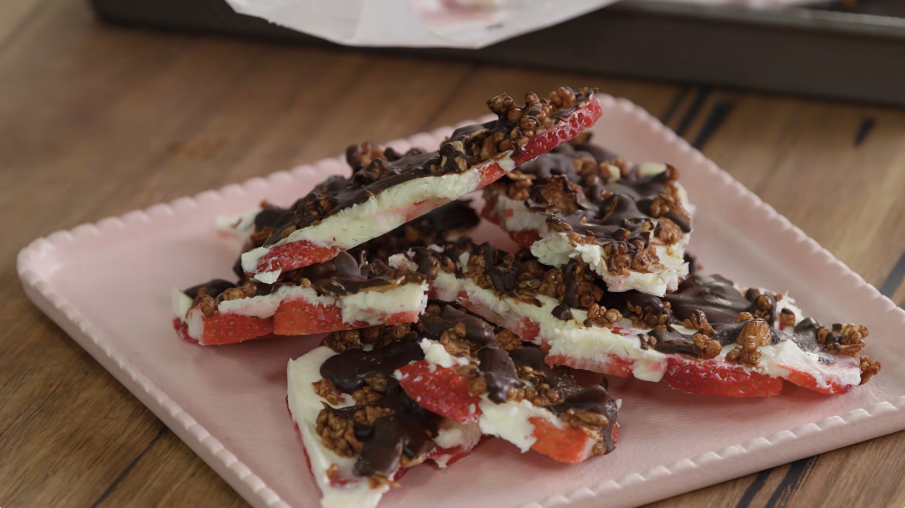 Brookfarm Strawberry Chocolate Yoghurt Bark