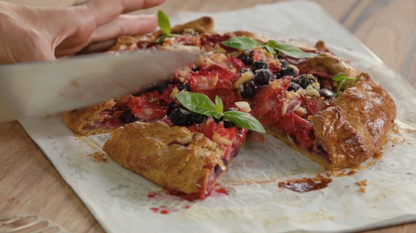 Brookfarm Berry Macadamia Crostata