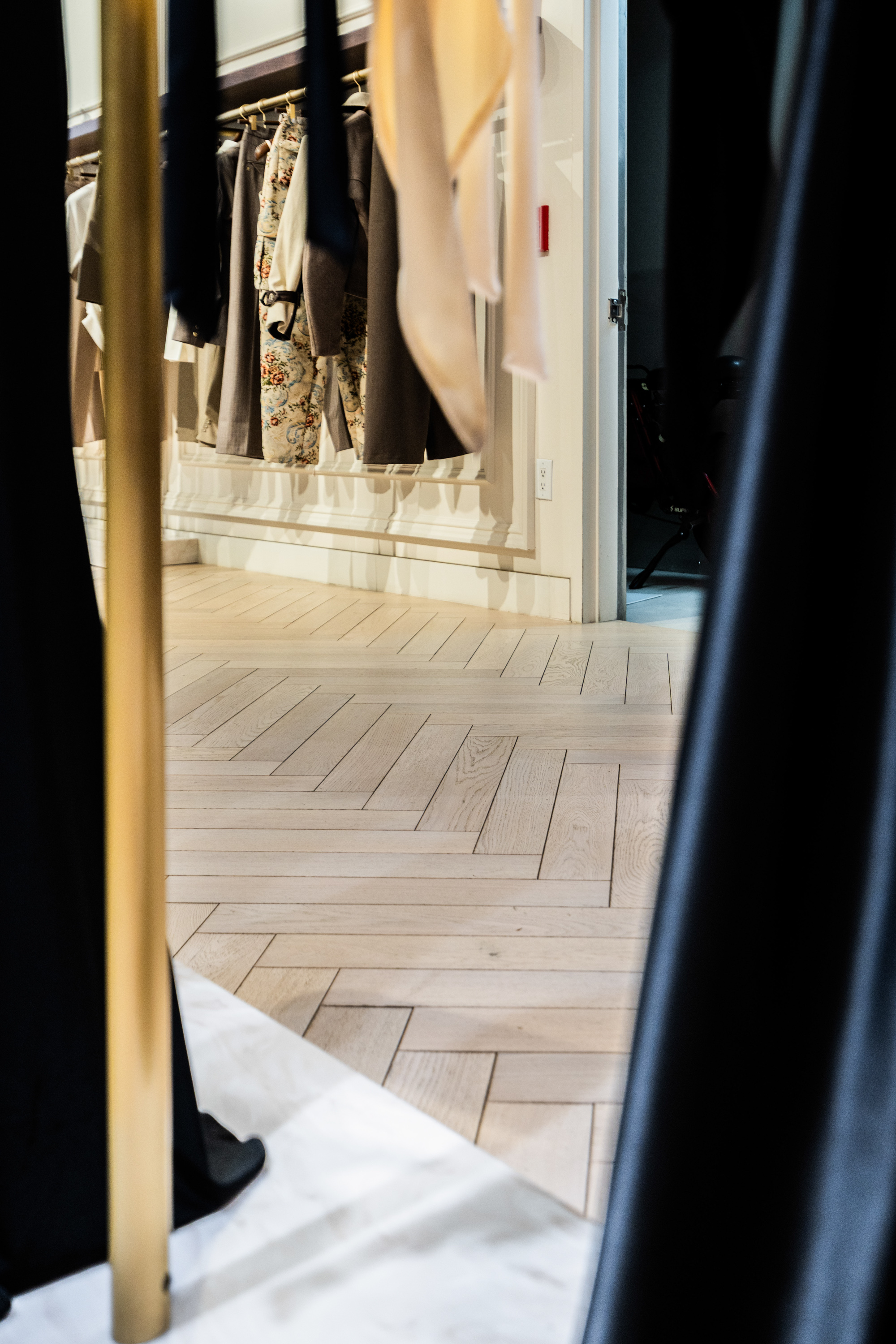 PID Floors commercial hardwood flooring craftsmanship displayed at Maniere de Voir interior
