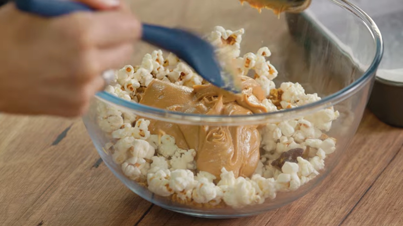 Brookfarm Peanut Butter Muesli Snack Bites