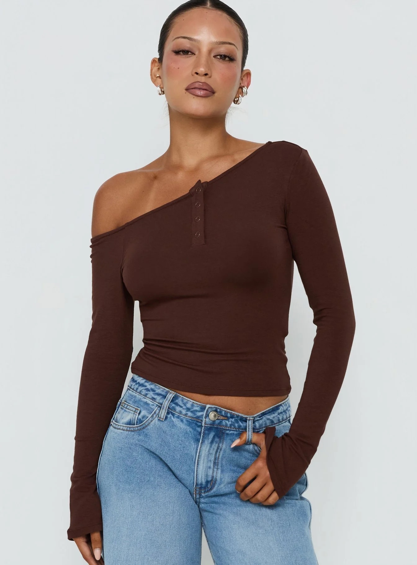 Friendsgiving Outfits - Princess Polly Kleoh Off Shoulder Long Sleeve Henley Top Brown