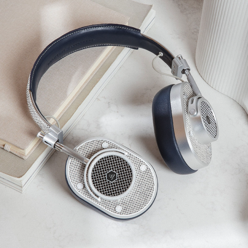 MH40 Wireless Headphones in Silver Aluminum / Navy Quadrille Canvas