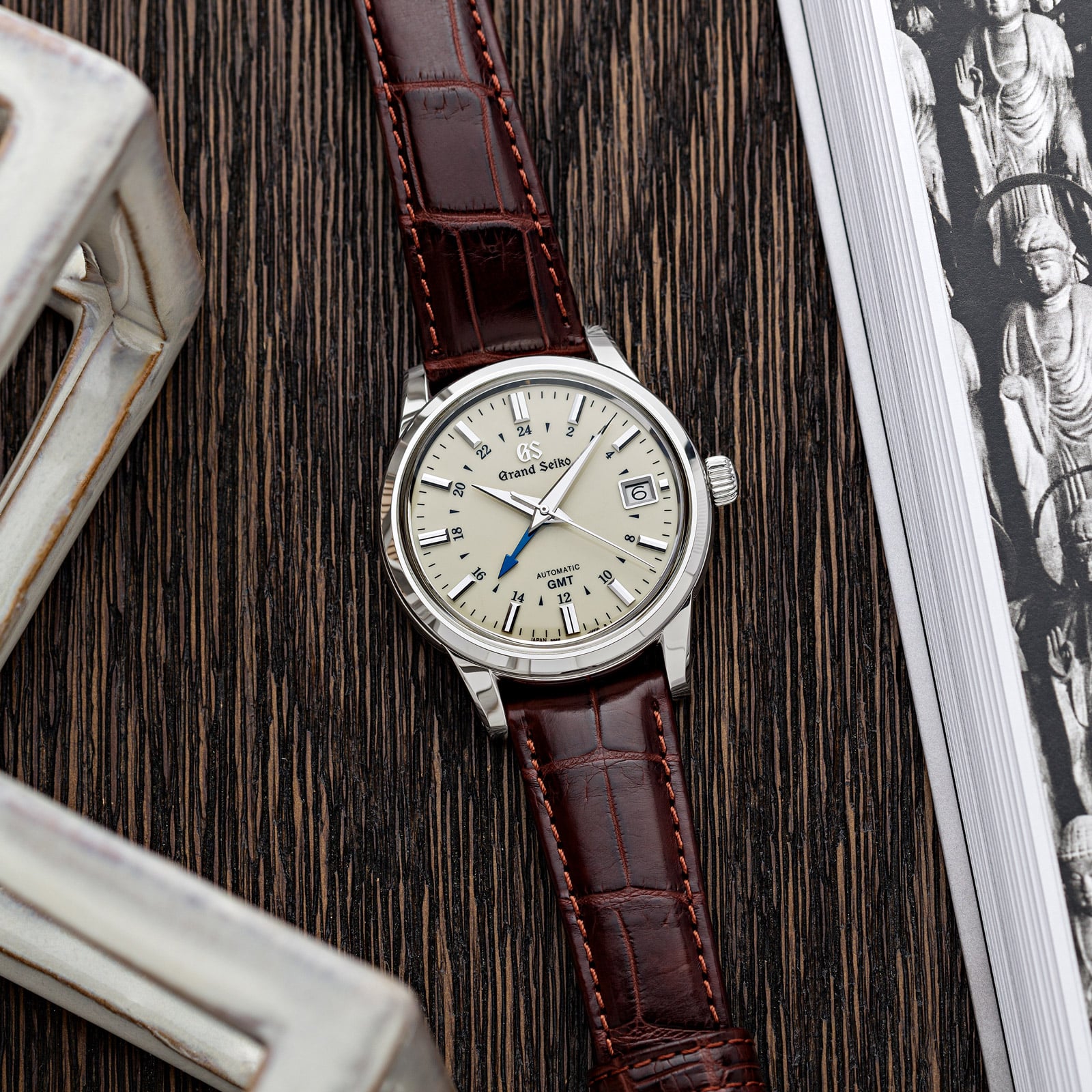 Grand Seiko Automatic GMT SBGM221 Strap Watch Grand Seiko Official grand-seiko-automatic-gmt-sbgm221-strap-watch-grand-seiko-official