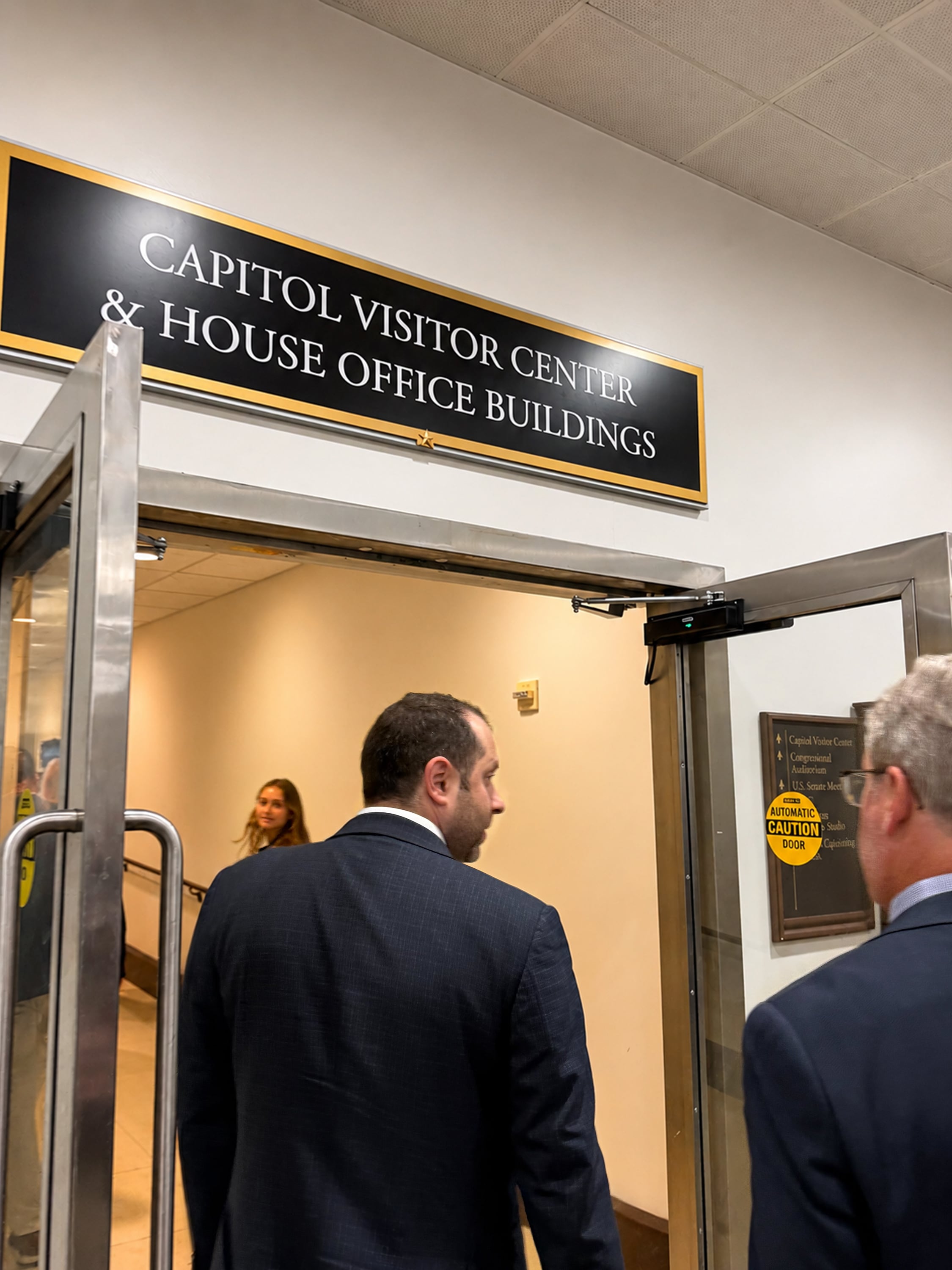 Hardwood industry representatives meeting with federal lawmakers in Washington DC

