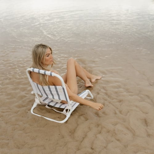 A Complete Guide To Using Your SUNNYLiFE Beach Chair