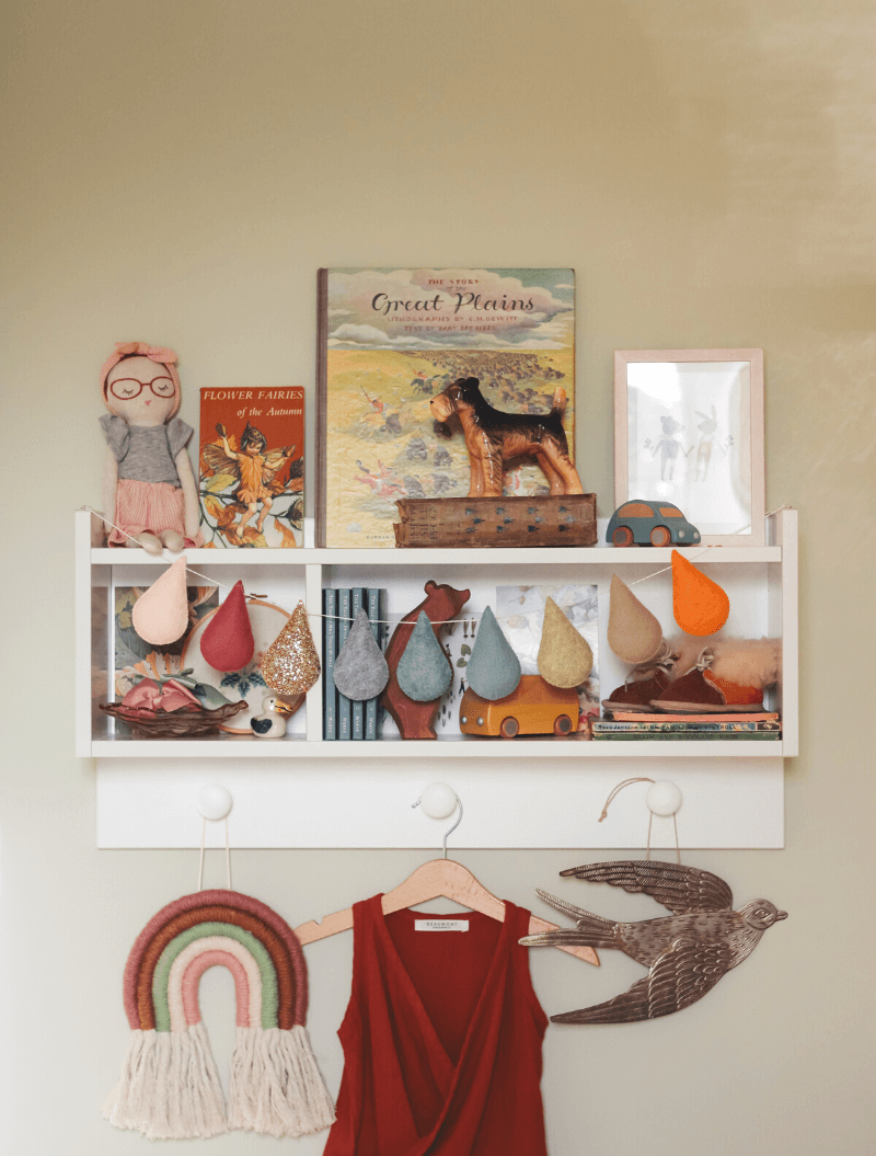 Nursery shelf