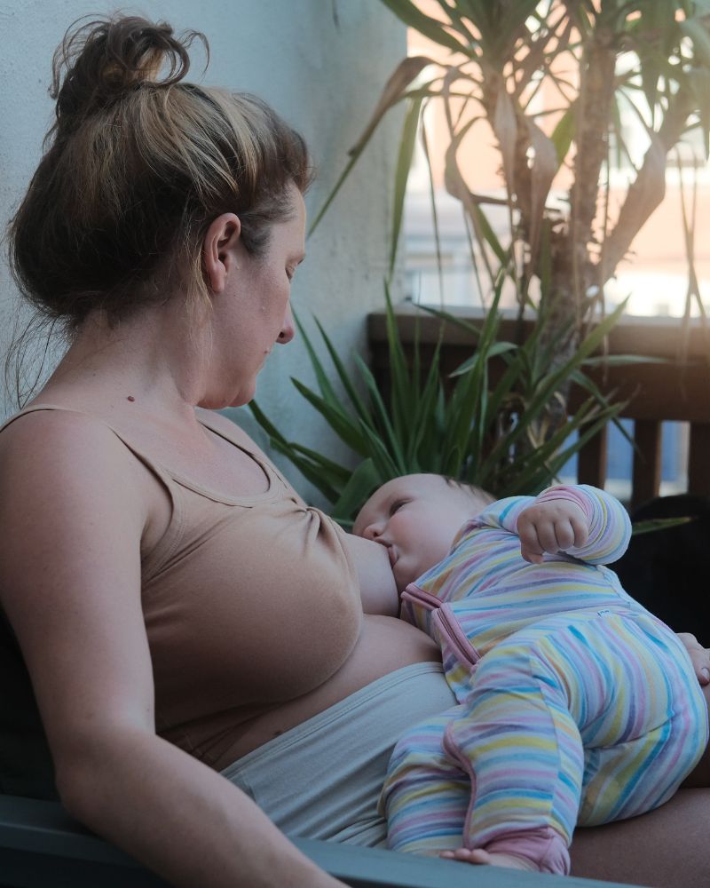 Overcoming Breastfeeding Challenges – Kendamil