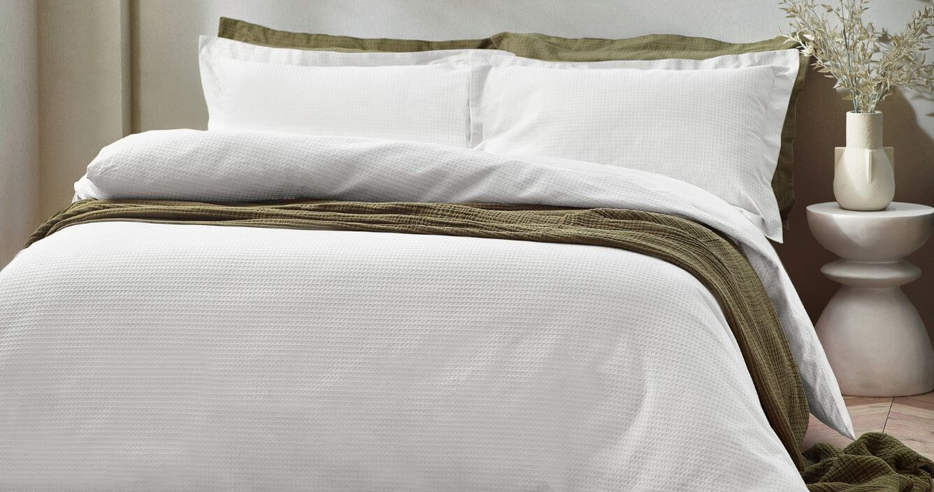 How to Wash Bed Sheets for Crisp, Wrinkle-Free Results
